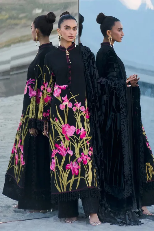 Sana Safinaz Winter Shawl 24 Black Cotton – view 1 – Poshaq