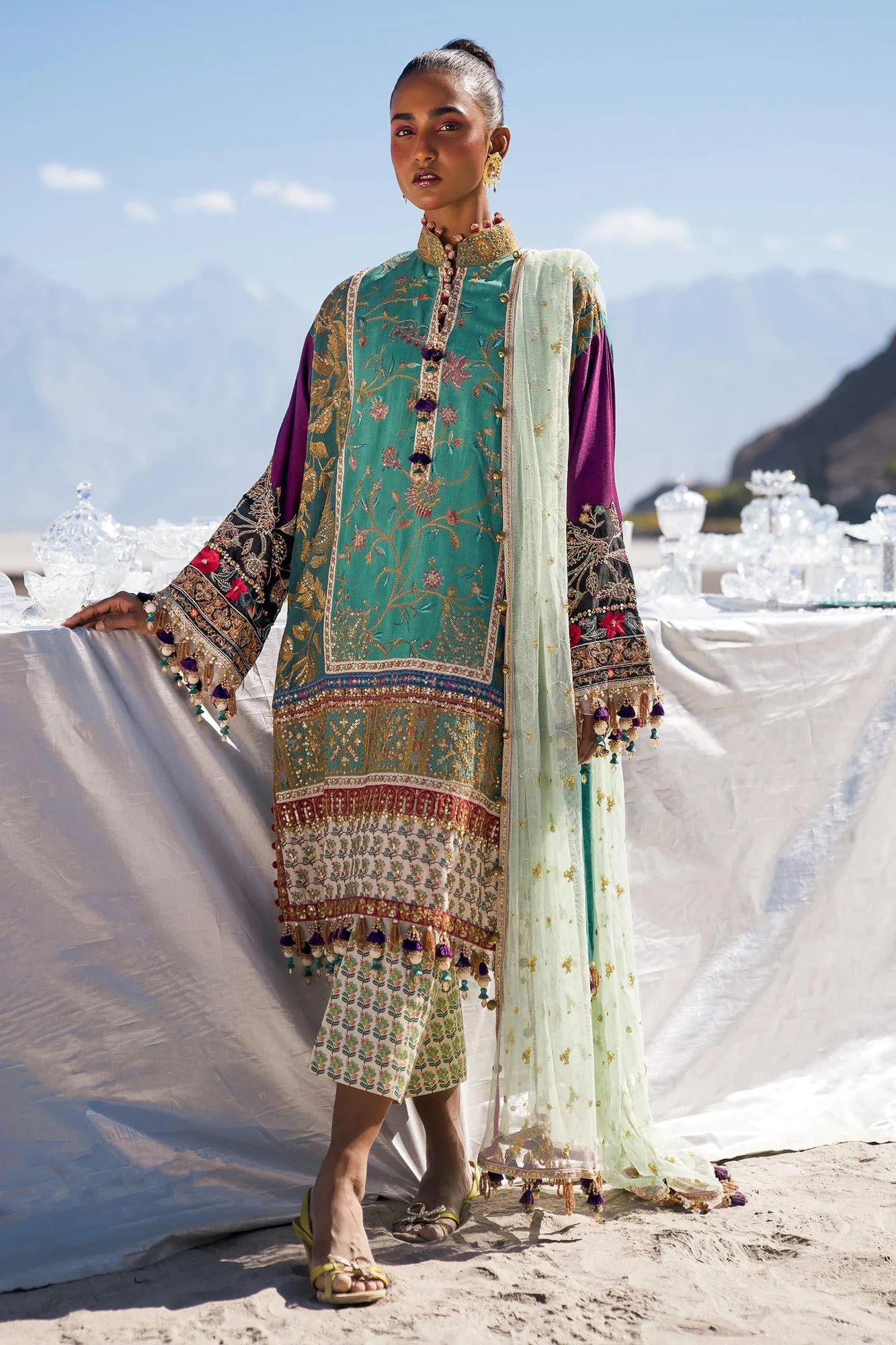 Sana Safinaz Winter Shawl 24 Ferozi Raw Silk – view 1 – Poshaq