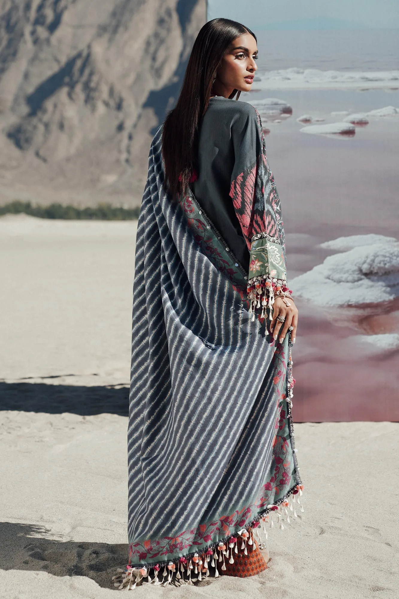 Sana Safinaz Winter Shawl 24 Grey Organza – view 2 – Poshaq