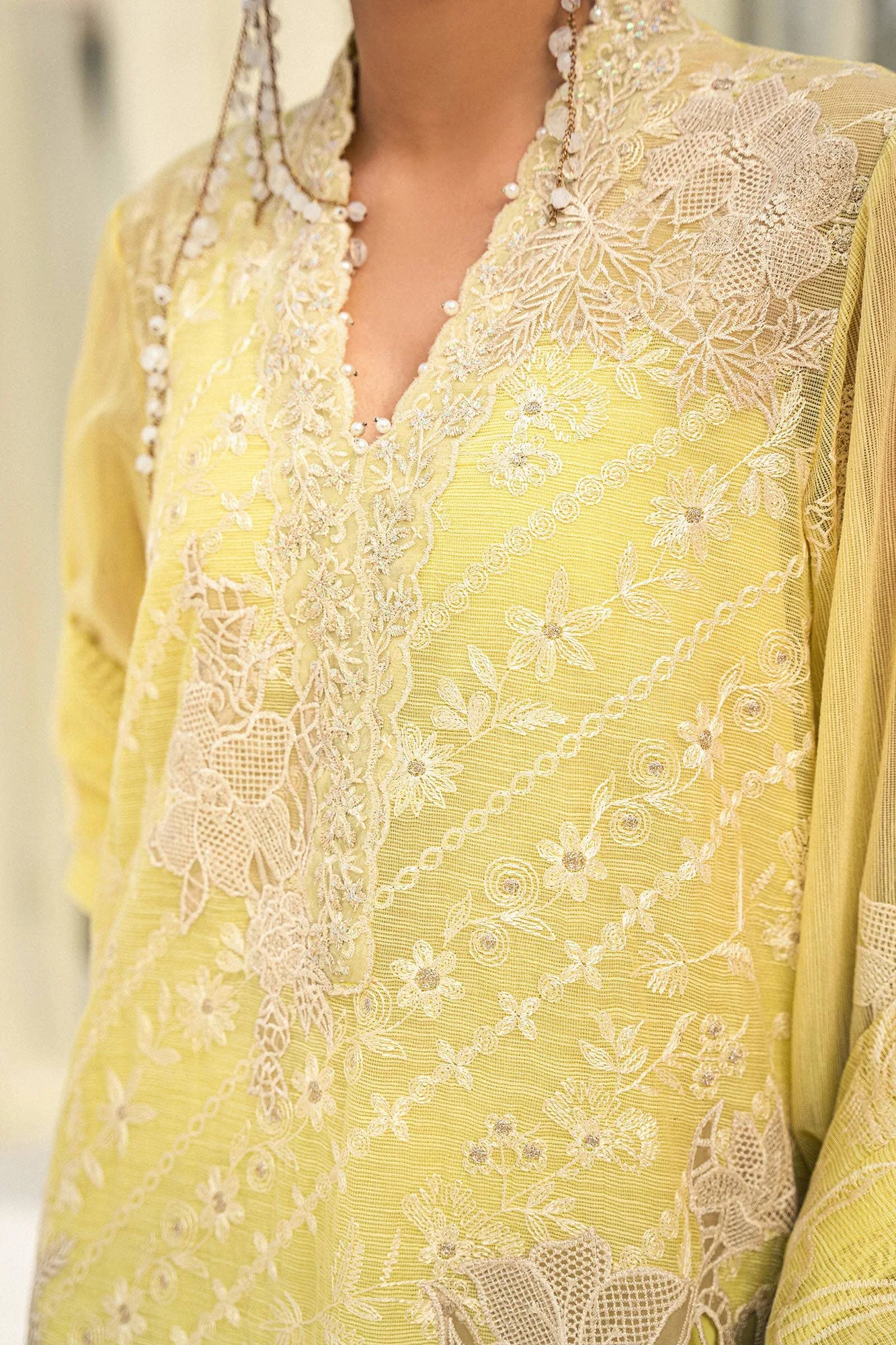 Sana Safinaz Luxury Collection 24 Yellow Organza – view 2 – Poshaq