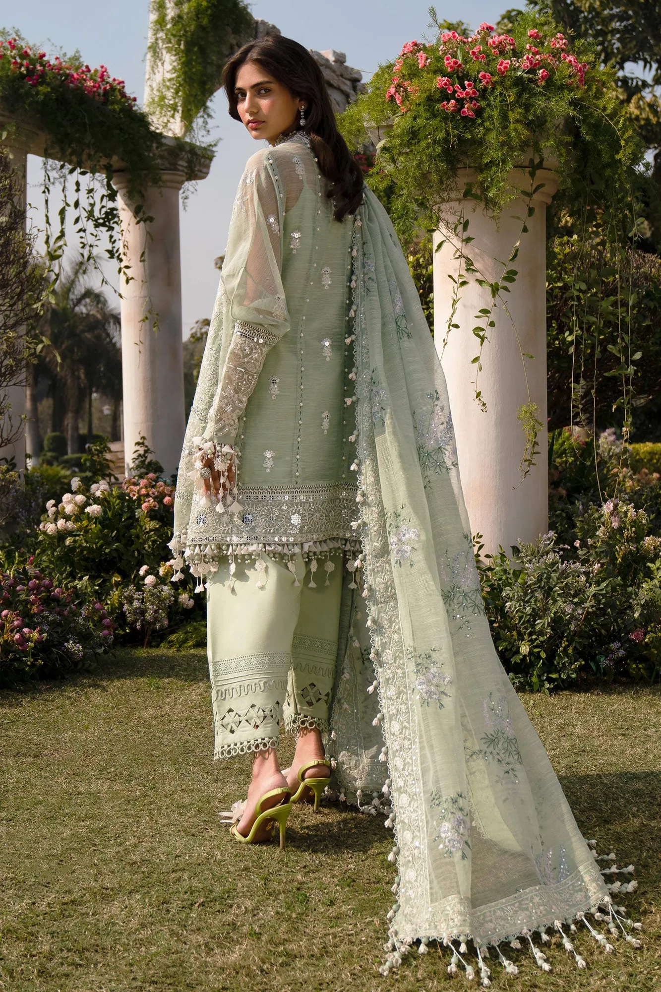 Sana Safinaz Luxury Collection 24 Green Organza – view 2 – Poshaq