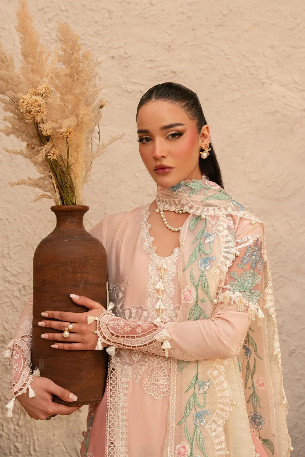 Saira Rizwan Luxury Lawn 25 Pale Peach Organza – view 2 – Poshaq