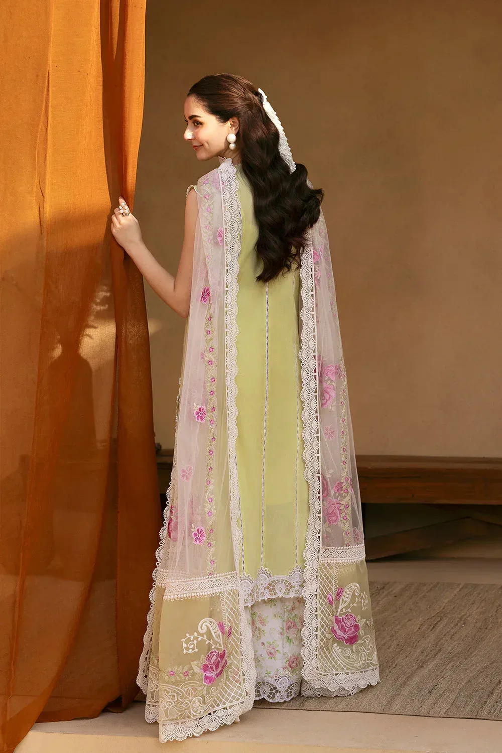 Saira Rizwan Luxury Lawn 25 Lemon Yellow Organza – view 2 – Poshaq