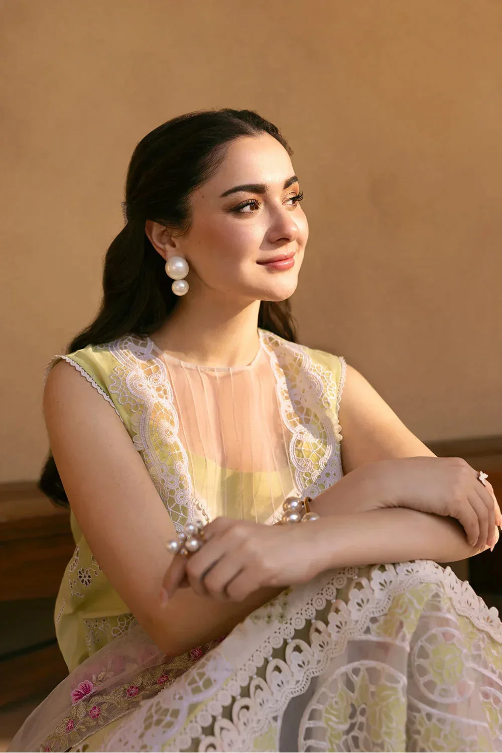 Saira Rizwan Luxury Lawn 25 Lemon Yellow Organza – view 6 – Poshaq
