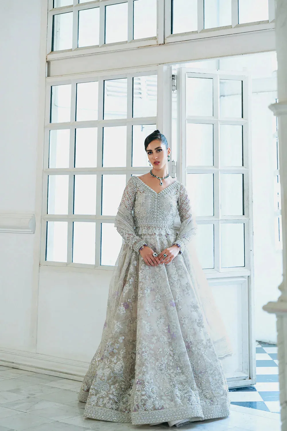 Saira Rizwan Naqsh Festive Off White Raw Silk – view 2 – Poshaq