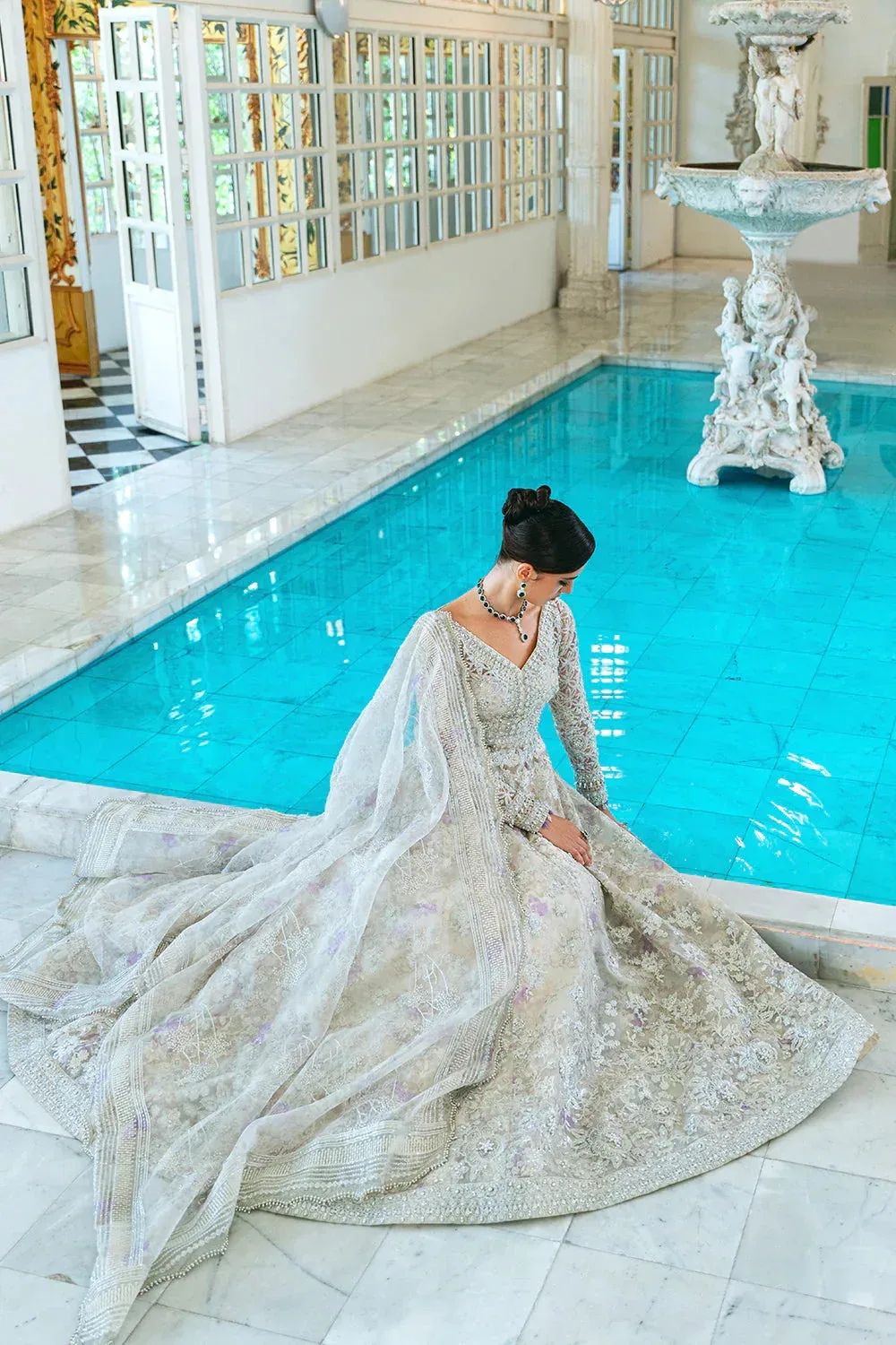 Saira Rizwan Naqsh Festive Off White Raw Silk – view 4 – Poshaq