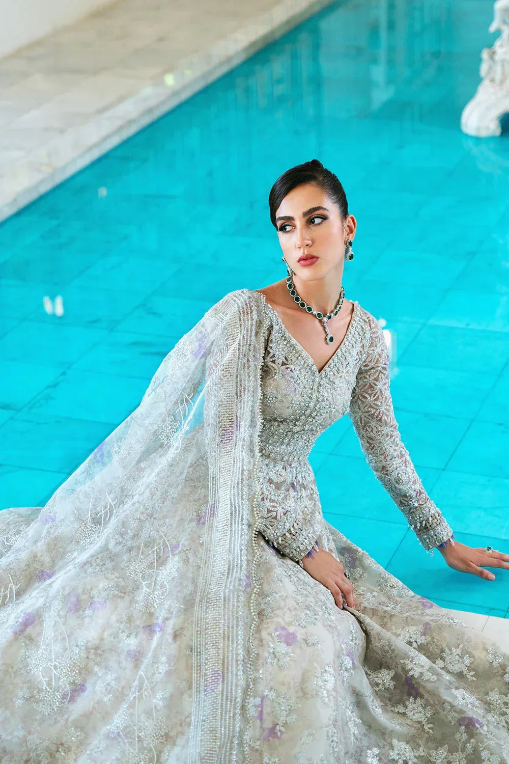 Saira Rizwan Naqsh Festive Off White Raw Silk – view 5 – Poshaq