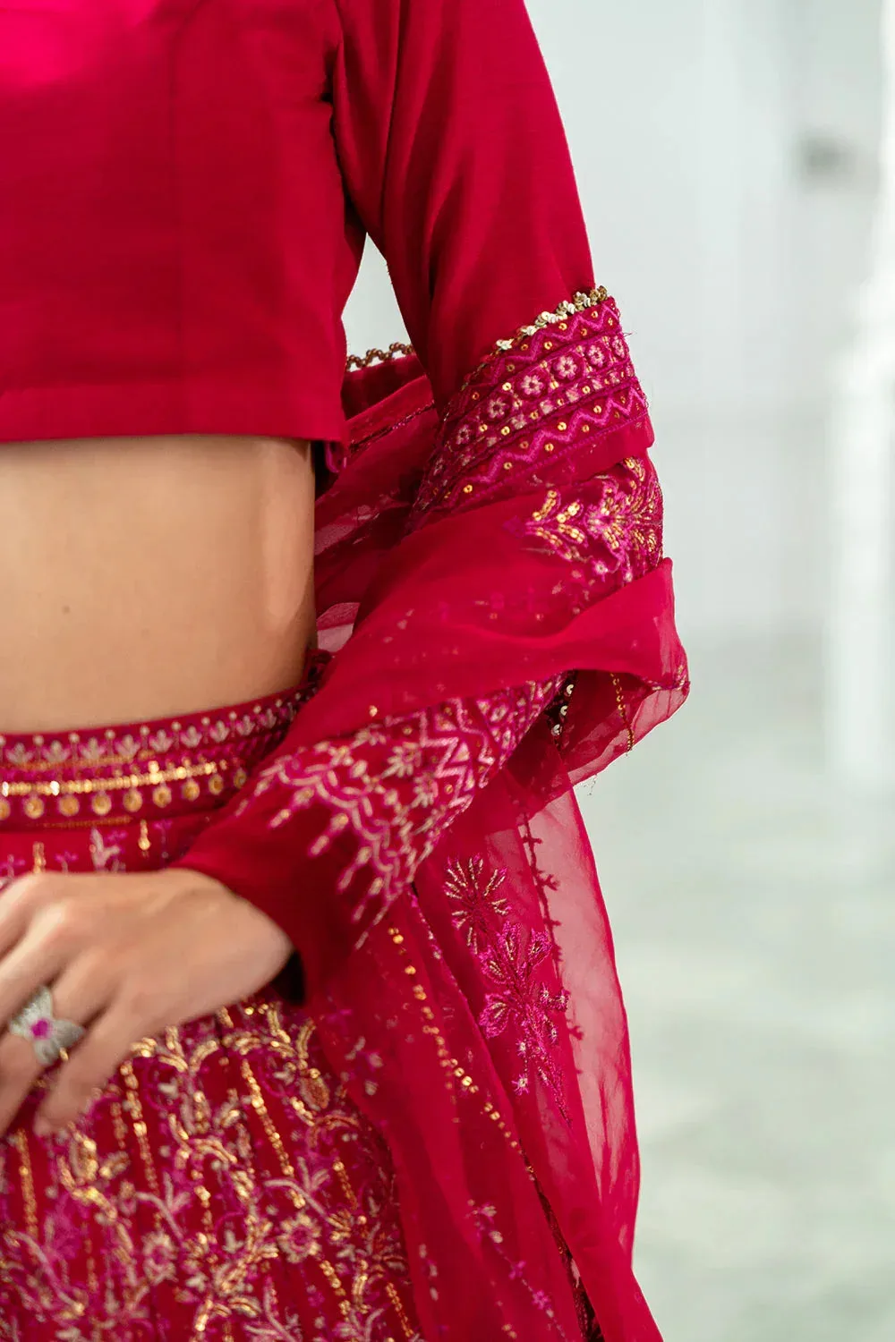 Saira Rizwan Naqsh Festive Fuchsia Raw Silk – view 4 – Poshaq