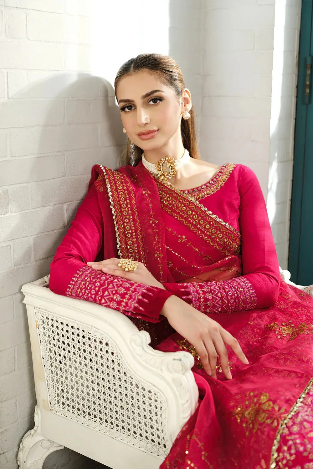 Saira Rizwan Naqsh Festive Fuchsia Raw Silk – view 5 – Poshaq