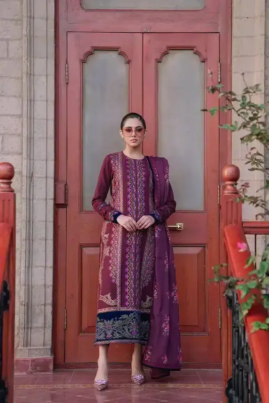 Saira Rizwan Winter 23 Khaddar – view 1 – Poshaq