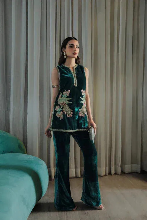 Saira Rizwan Riona Luxury Formals Teal Velvet – view 1 – Poshaq