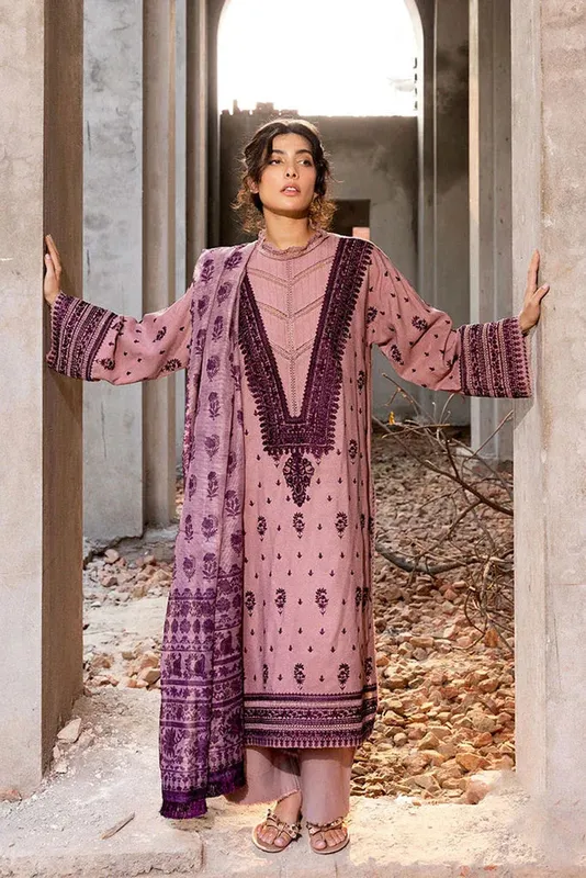 Sobia Nazir Fall Edit 24 Tea Pink Organza – view 1 – Poshaq