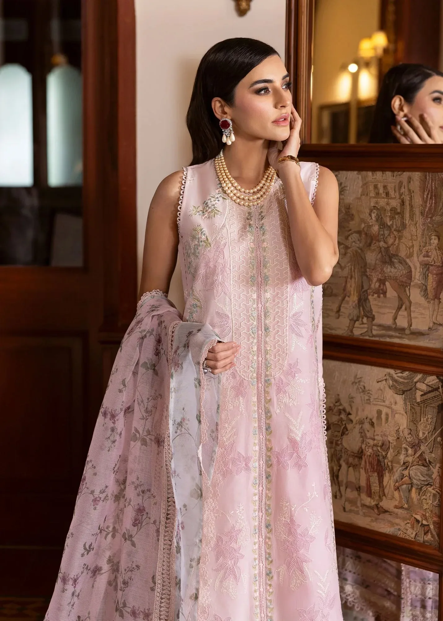 Saira Shakira Bloom Lawn 25 Pink Organza – view 4 – Poshaq