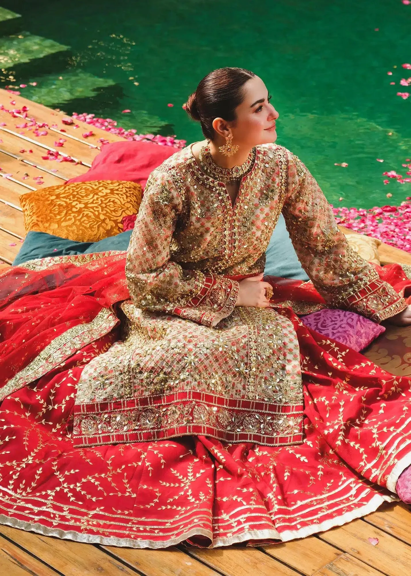 Saira Shakira Wedding Collection 24 White Organza – view 6 – Poshaq