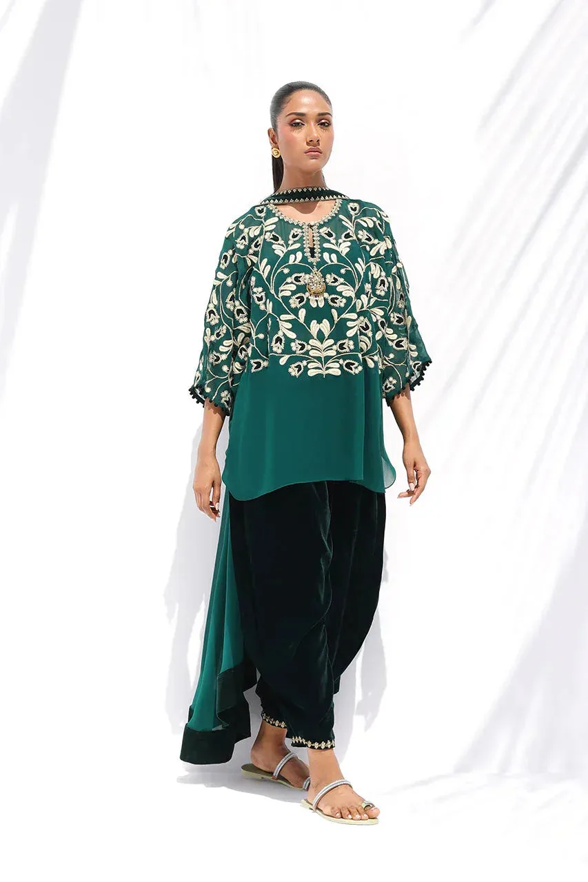 Sania Maskatiya The Winter Edit - Luxe Pret 25 Emerald Green Georgette – view 1 – Poshaq