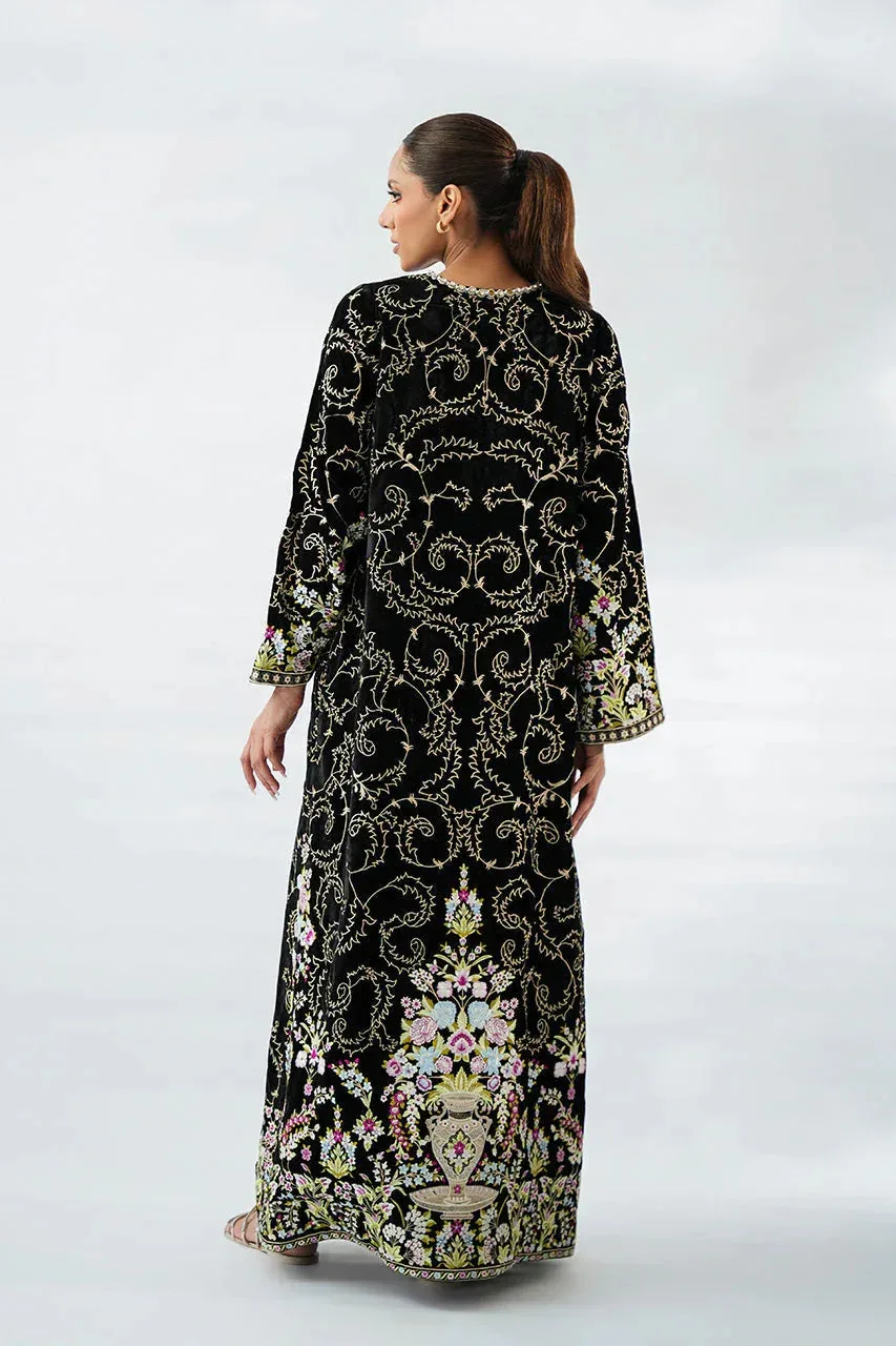 Sania Maskatiya The Winter Edit - Luxe Pret 25 Black Velvet – view 2 – Poshaq
