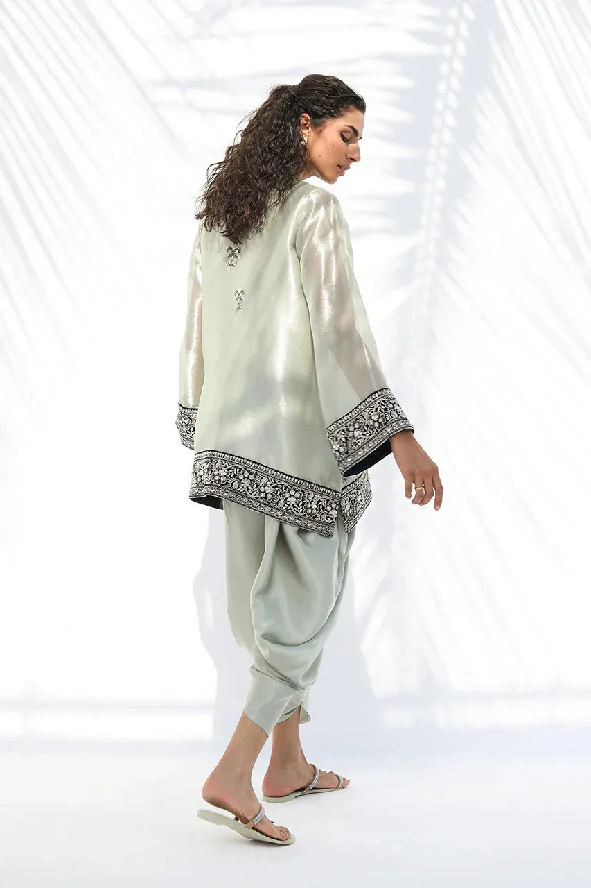 Sania Maskatiya The Winter Edit - Luxe Pret 25 Mint Velvet – view 2 – Poshaq