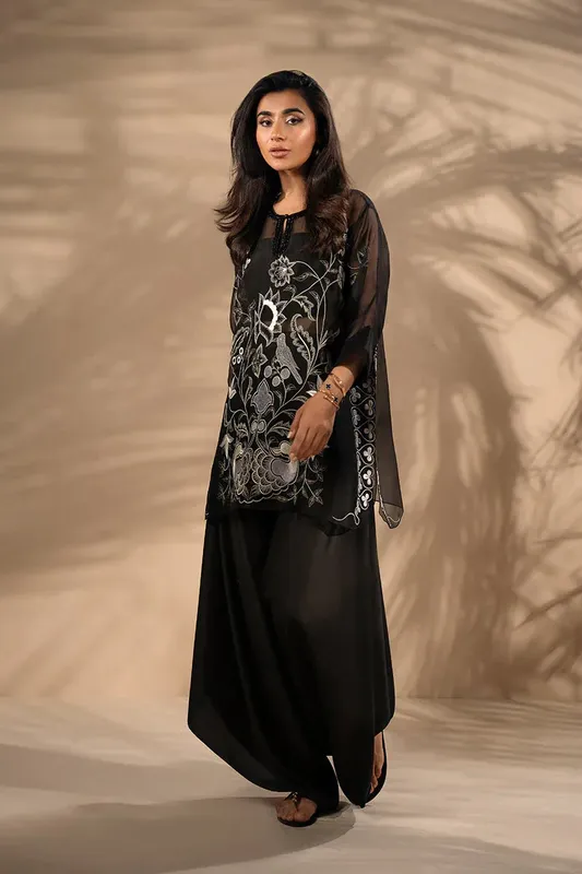 Sania Maskatiya Mirra Luxury Pret 25 Black Organza – view 1 – Poshaq