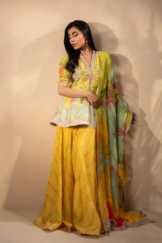 Sania Maskatiya Mirra Luxury Pret 25 Lime Yellow Georgette – view 1 – Poshaq