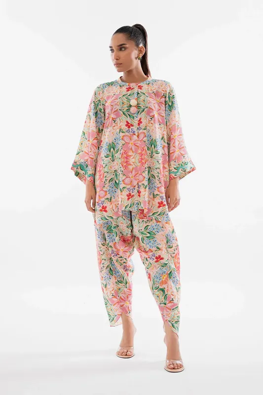 Sania Maskatiya Eid Collection Cream Crepe – view 1 – Poshaq