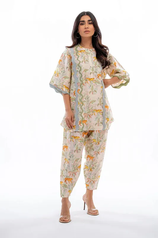 Sania Maskatiya Eid Collection Cream Raw Silk – view 1 – Poshaq
