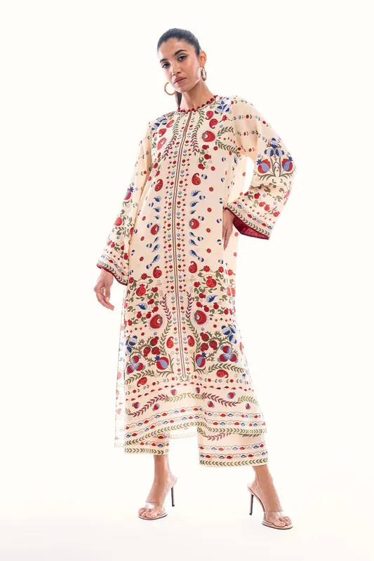 Sania Maskatiya Eid Collection Cream Crepe – view 1 – Poshaq