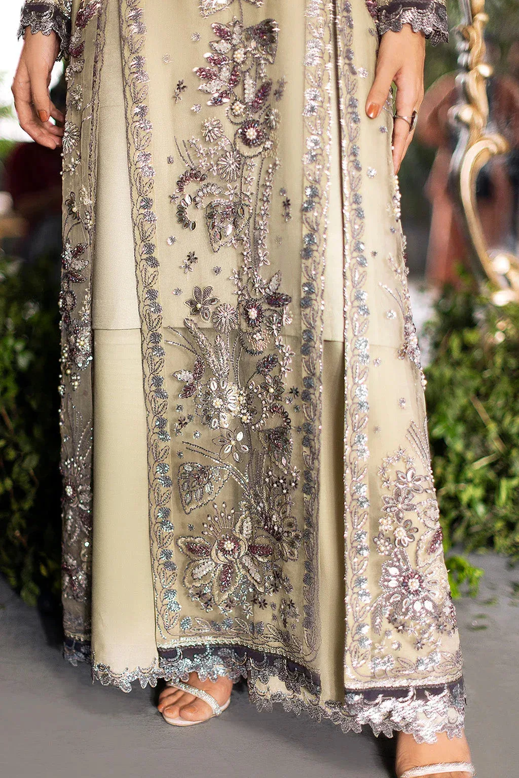 Saad Shaikh Flurie Vol 3 Gray Olive Raw Silk – view 5 – Poshaq