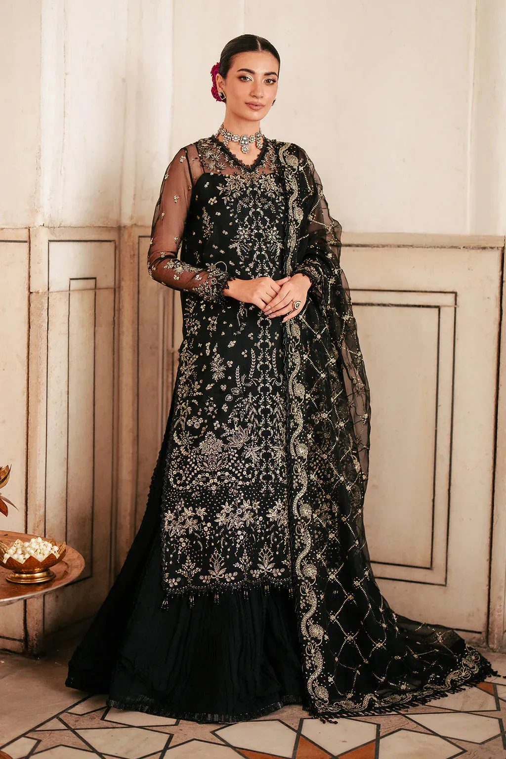 Saad Shaikh Silsila Festive Collection Black Raw Silk – view 5 – Poshaq