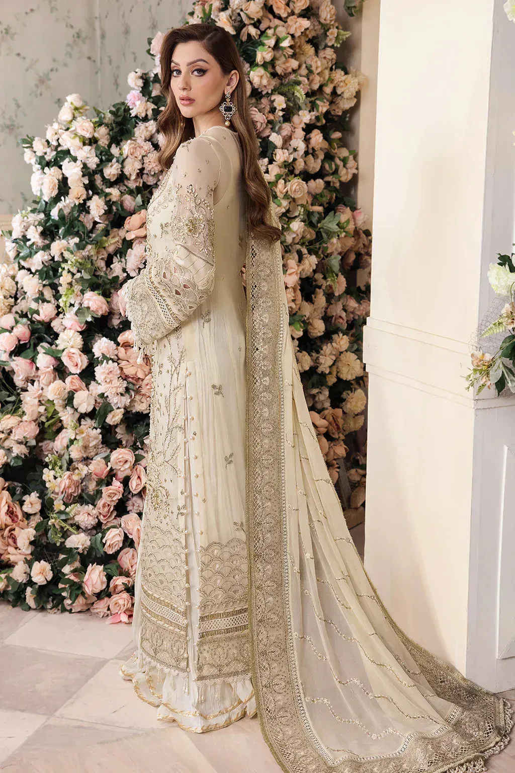 Saad Shaikh Panache Luxury Chiffon 24 Off White Raw Silk – view 2 – Poshaq