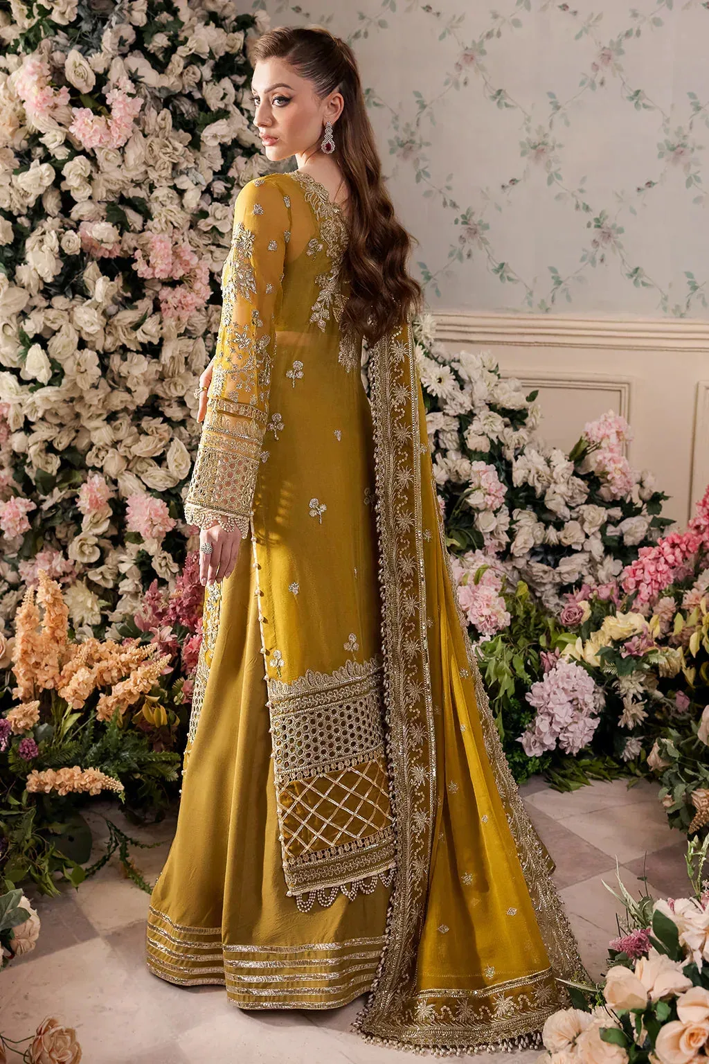 Saad Shaikh Panache Luxury Chiffon 24 Green Raw Silk – view 5 – Poshaq
