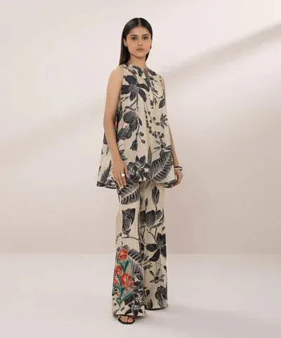 Sapphire Eid Collection Black Cambric – view 1 – Poshaq
