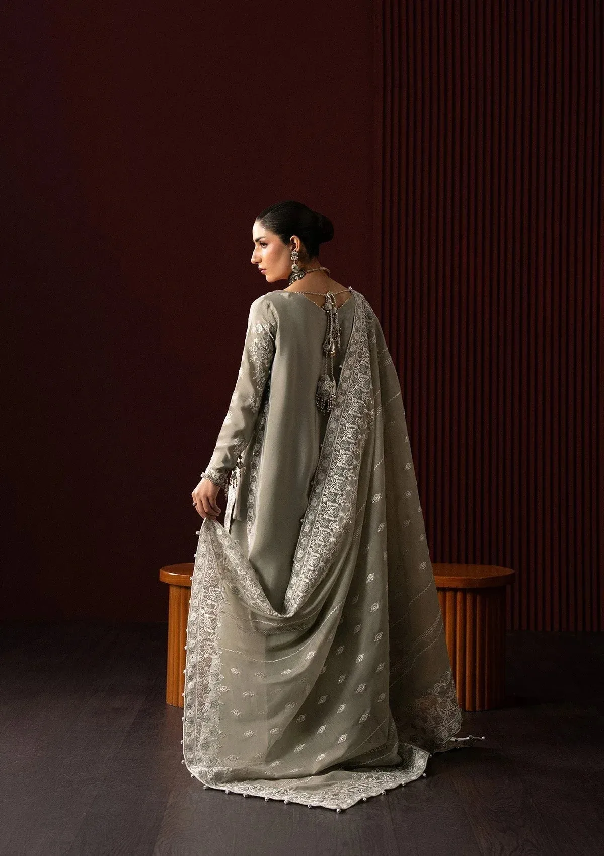 Aik Atelier Lady Aik 25 Grey Organza – view 2 – Poshaq