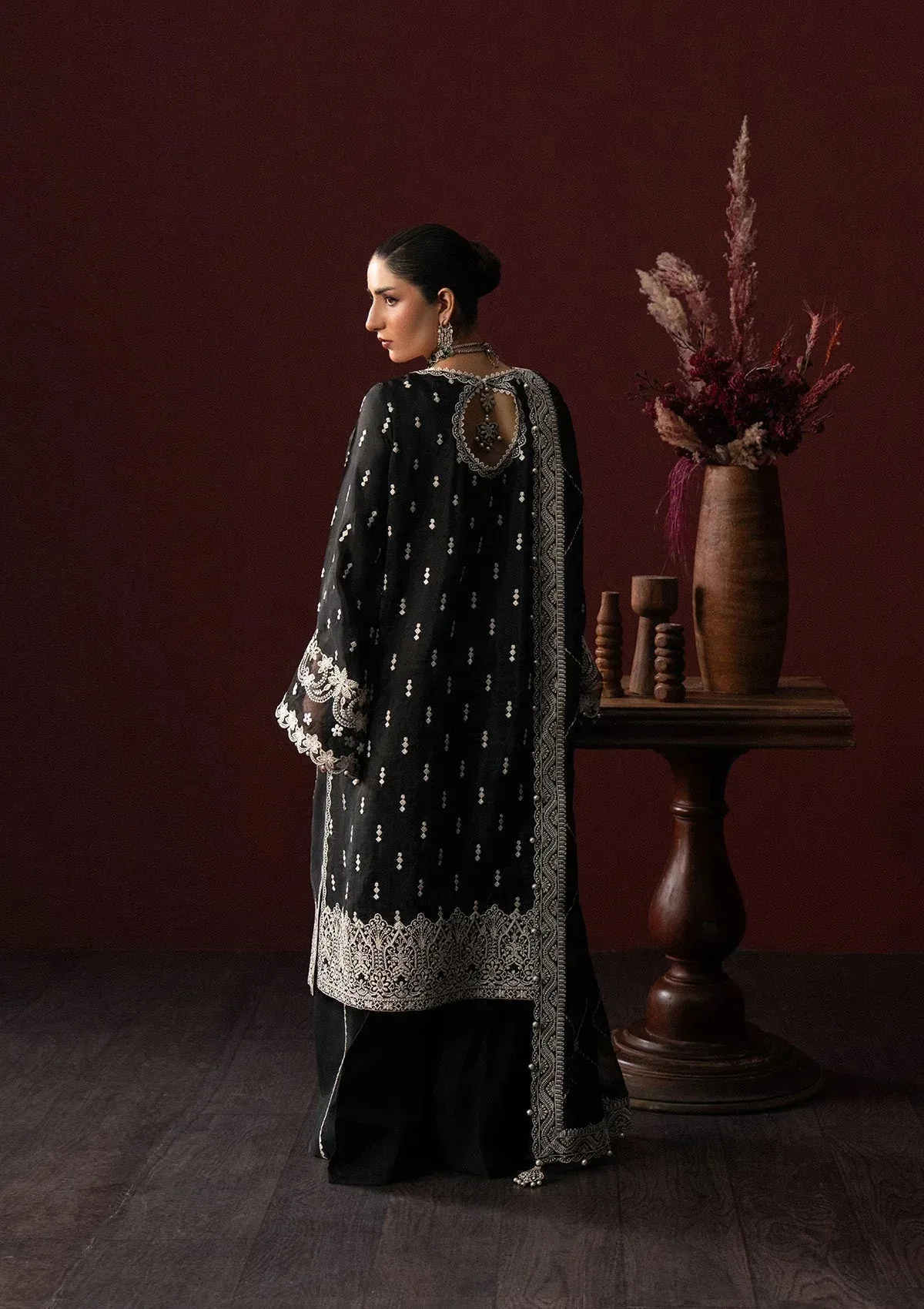 Aik Atelier Lady Aik 25 Black Organza – view 2 – Poshaq