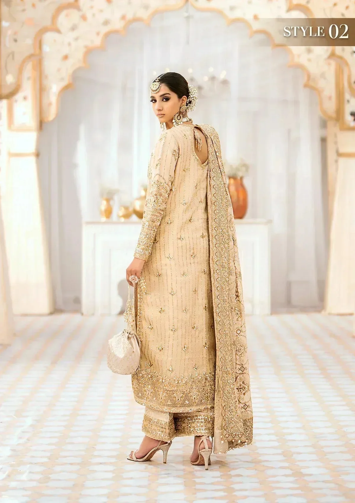 Aik Atelier Wedding Festive 24 Gold Organza – view 4 – Poshaq