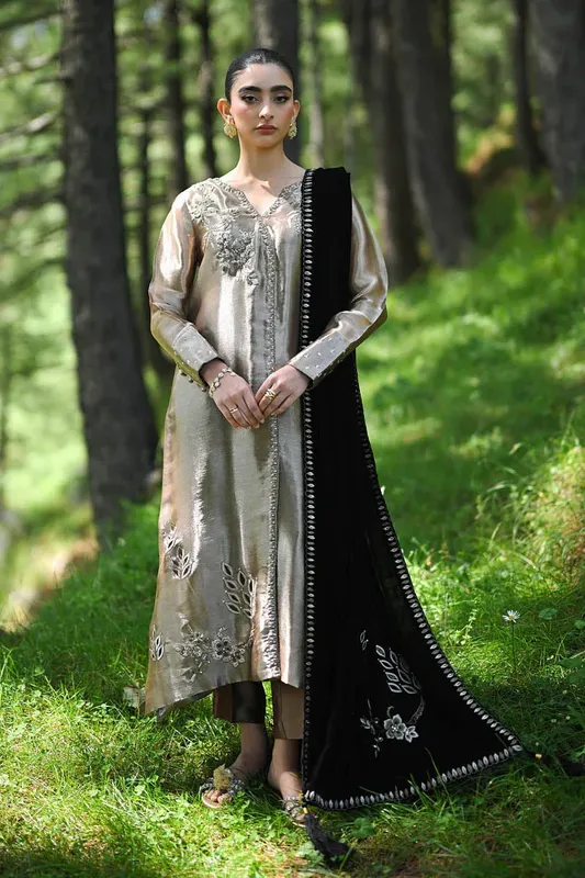 Hue Pret Farasha Luxury Winter Desert Sand Velvet – view 1 – Poshaq