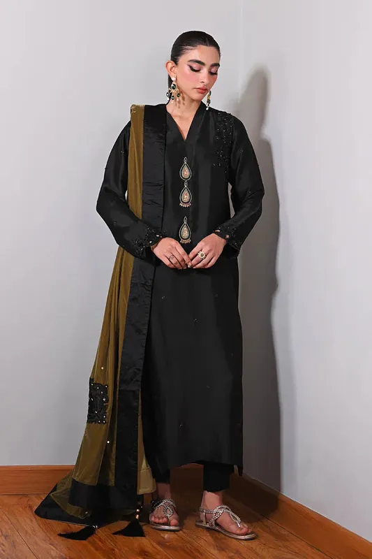 Hue Pret Farasha Luxury Winter Black Velvet – view 1 – Poshaq