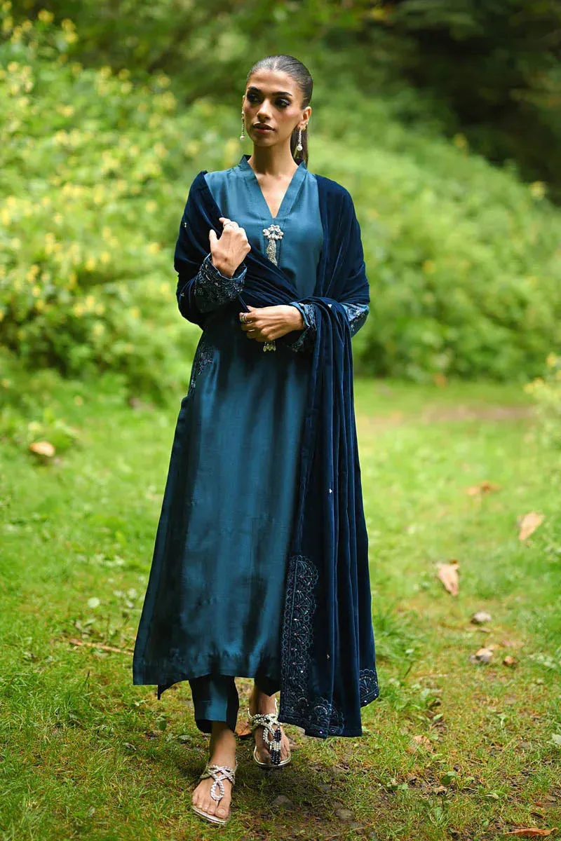 Hue Pret Farasha Luxury Winter Teal Blue Velvet – view 6 – Poshaq