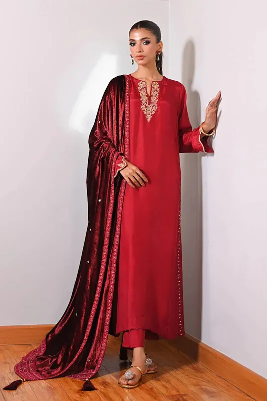 Hue Pret Farasha Luxury Winter Crimson Velvet – view 1 – Poshaq