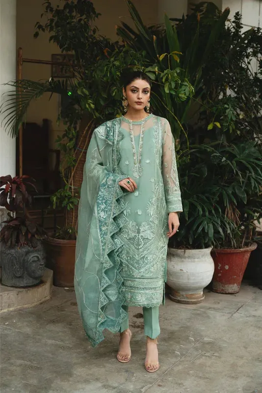 Gisele Din Shagna Da Green Raw Silk – view 1 – Poshaq