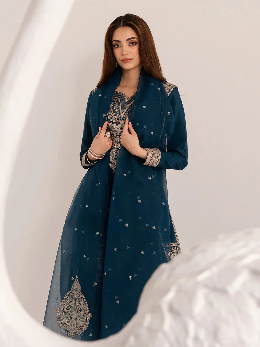 Izel The Silk Chapter Blue Raw Silk – view 5 – Poshaq