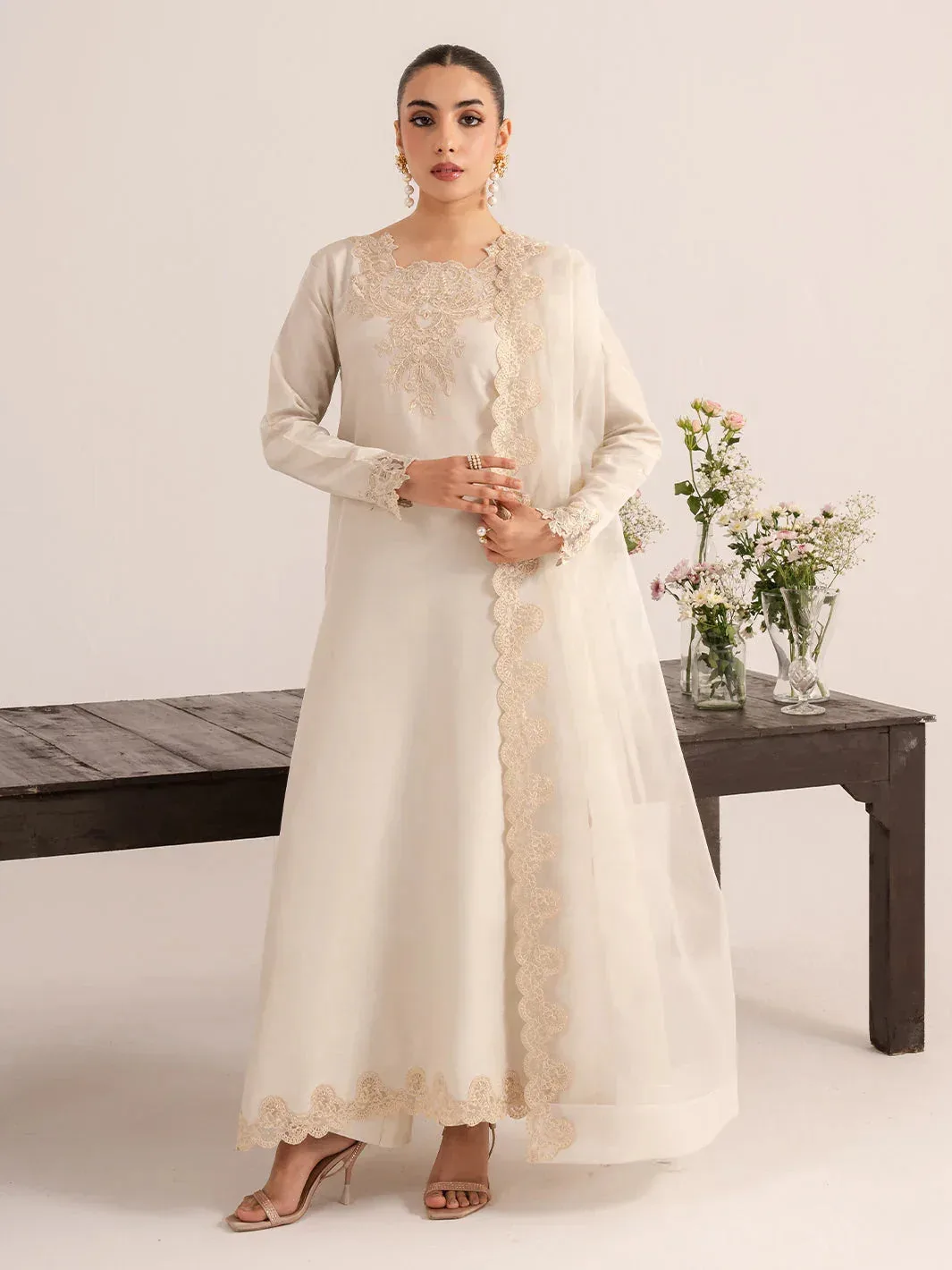 Izel The Silk Chapter Off White Raw Silk – view 1 – Poshaq