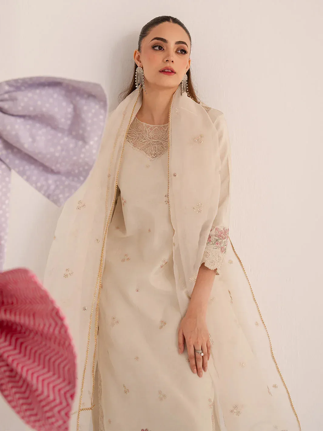 Izel The Silk Chapter Off White Raw Silk – view 3 – Poshaq