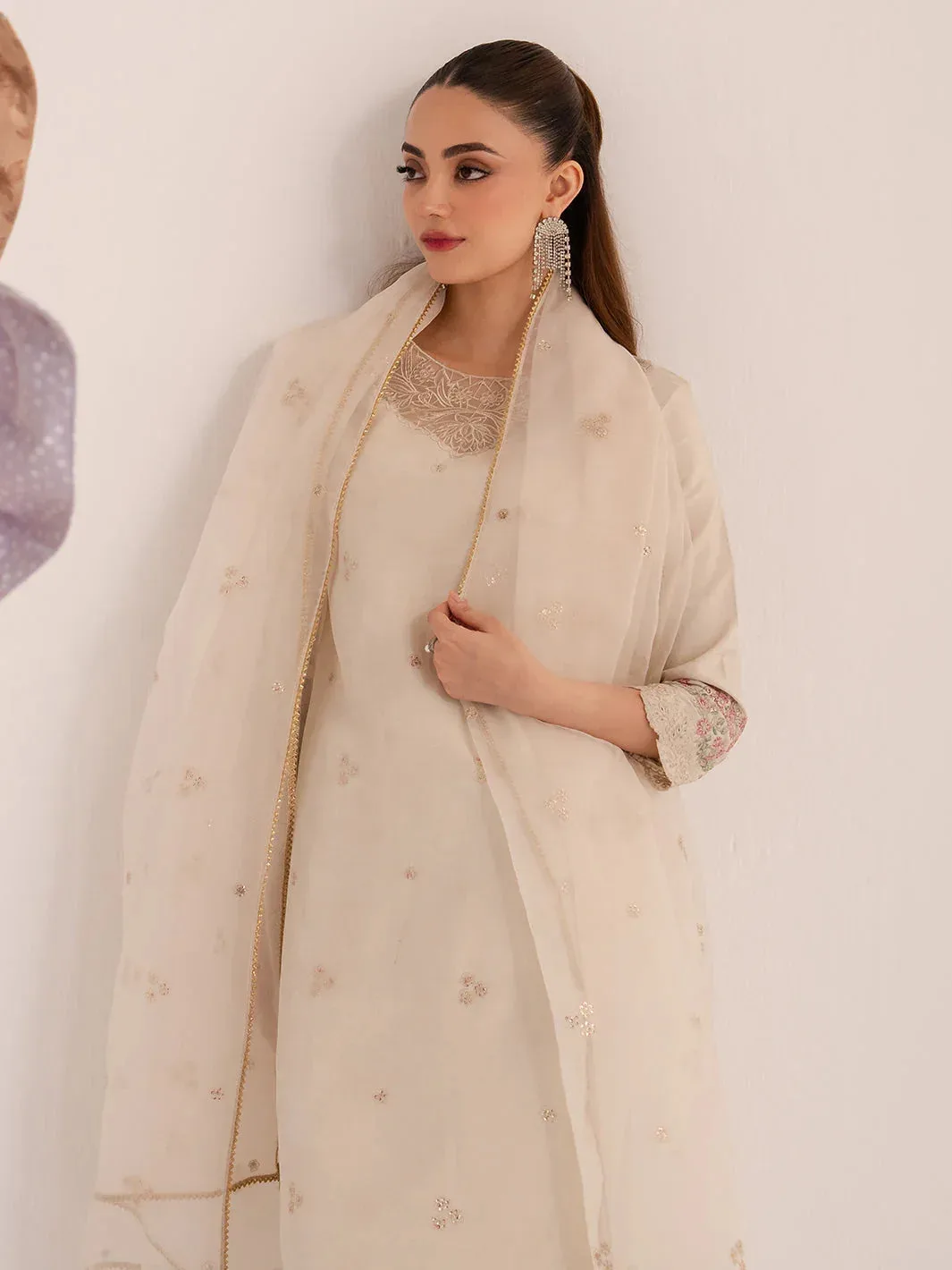 Izel The Silk Chapter Off White Raw Silk – view 4 – Poshaq