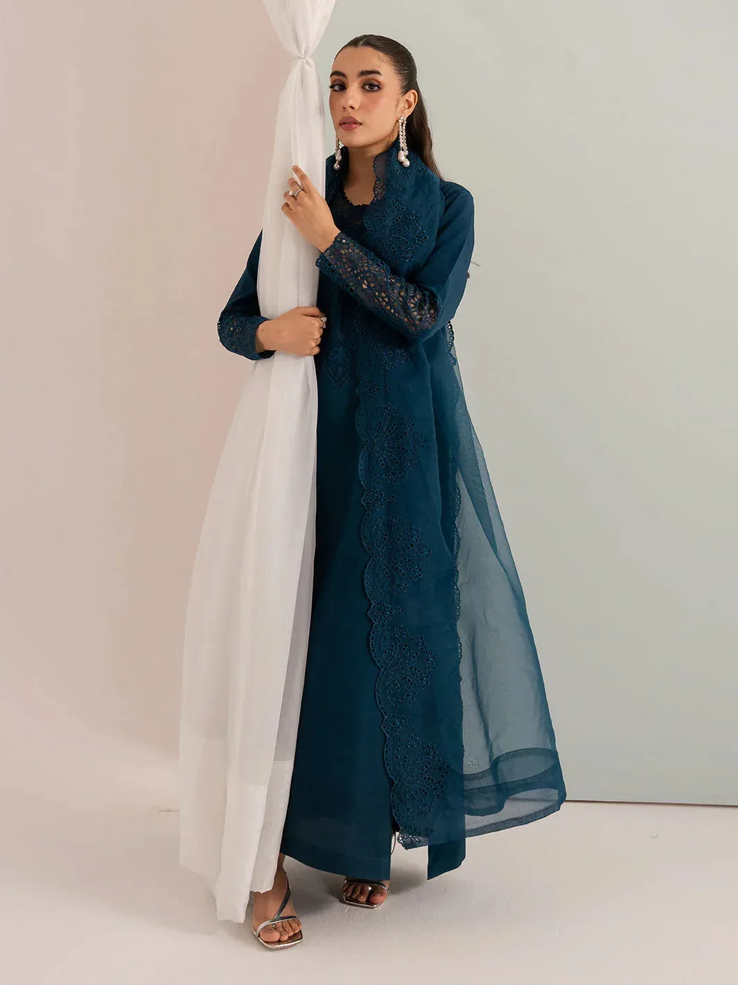 Izel The Silk Chapter Blue Raw Silk – view 1 – Poshaq