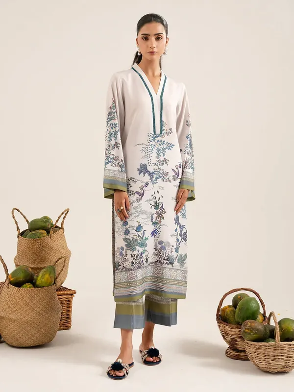 Izel Sunset street Pret Off White Lawn – view 1 – Poshaq