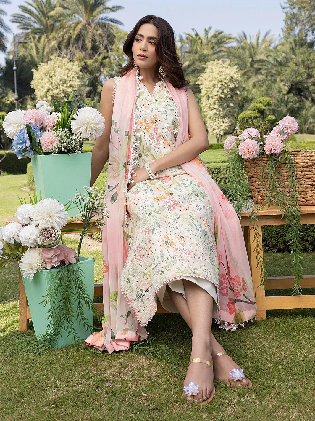 Izel Oh Spring Lawn 25 Off White Chiffon – view 5 – Poshaq