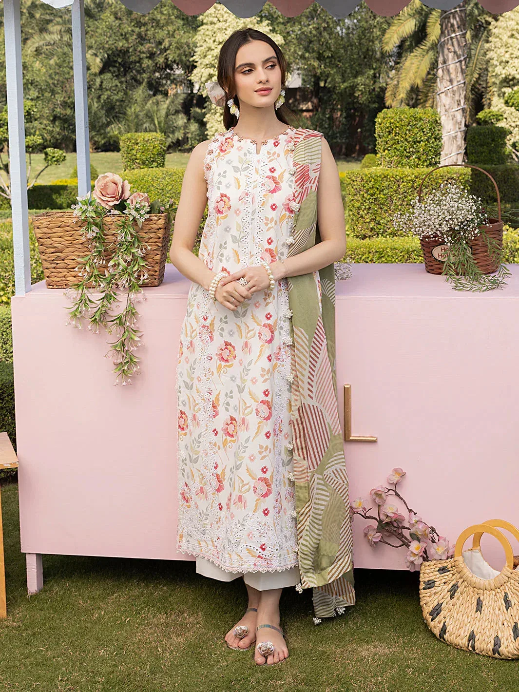 Izel Oh Spring Lawn 25 Off White Chiffon – view 1 – Poshaq