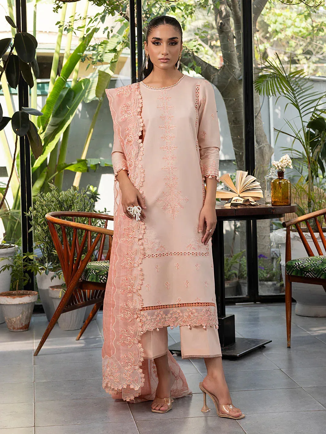 Izel Meadow Muse Embroidered Lawn 25 Peach Pink Organza – view 1 – Poshaq