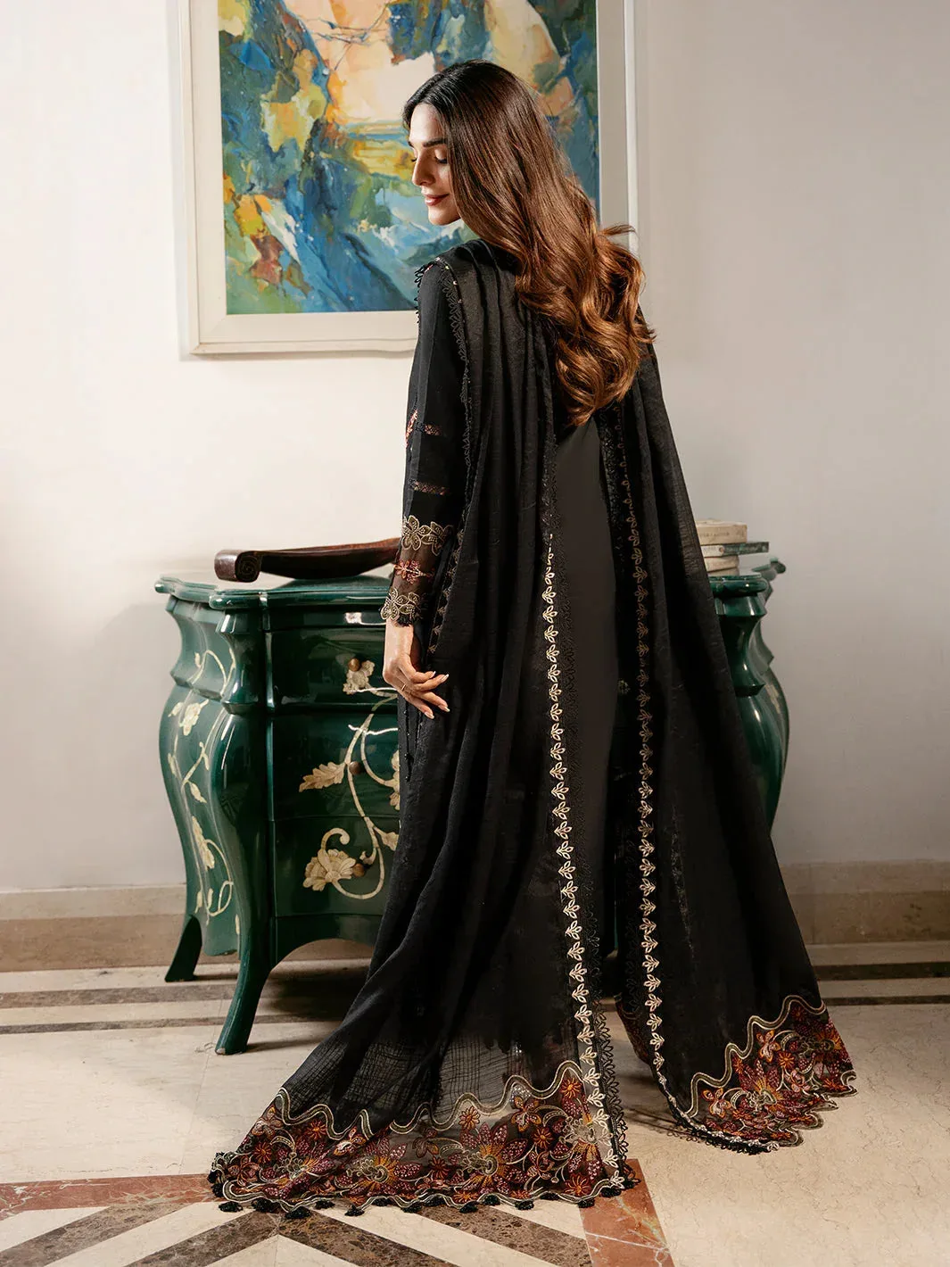 Izel Mahveen Festive Lawn 25 Black Lawn – view 2 – Poshaq