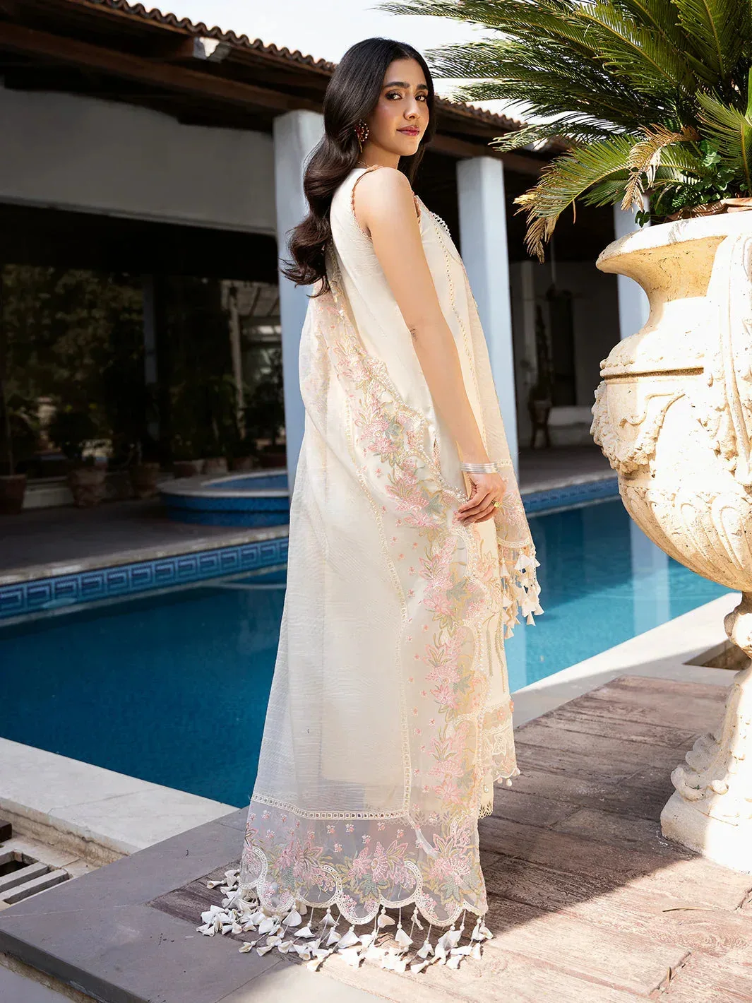 Izel Mahveen Festive Lawn 25 Off White Lawn – view 2 – Poshaq